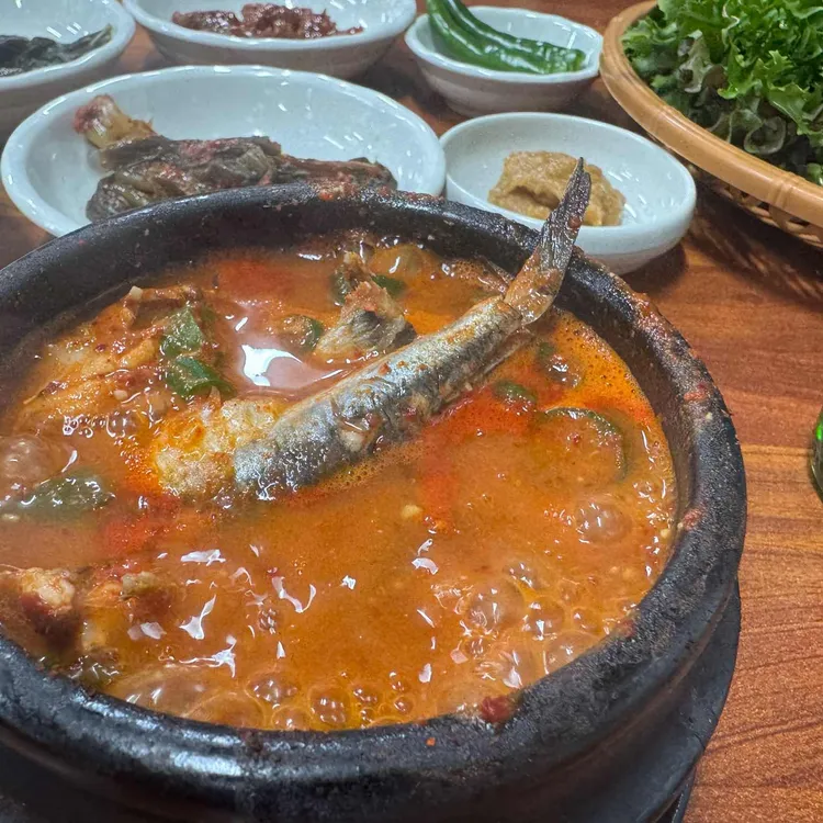 통영멸치쌈밥집 사진 2