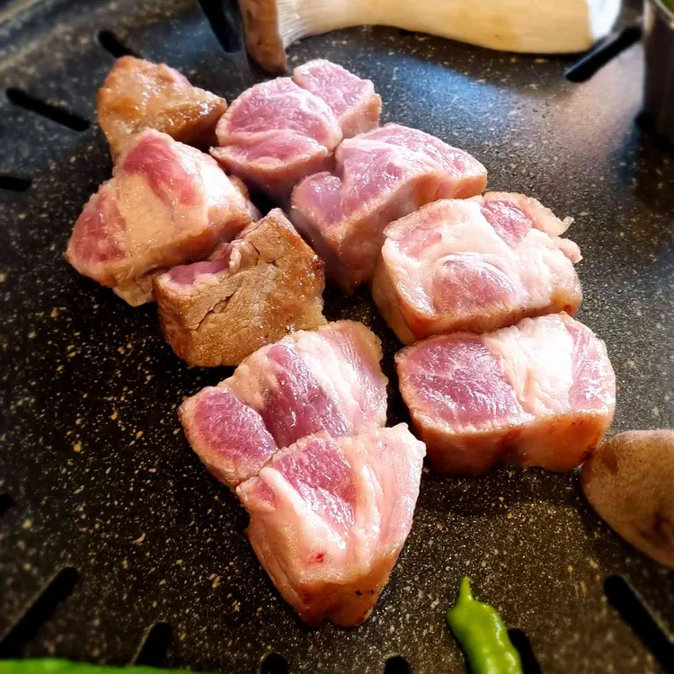영화돈 대표 사진