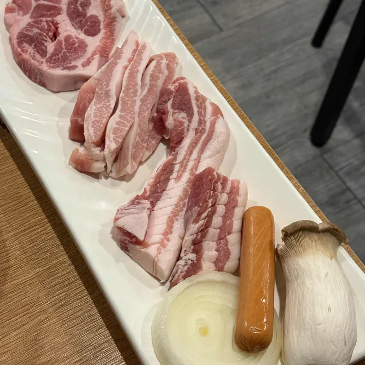 황금돼지 대표 사진