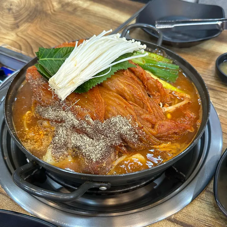 배가네 묵은지감자탕 대표 사진