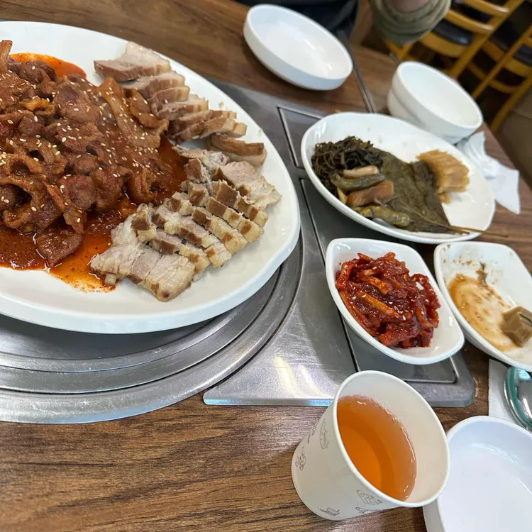 착한보쌈 대표 사진