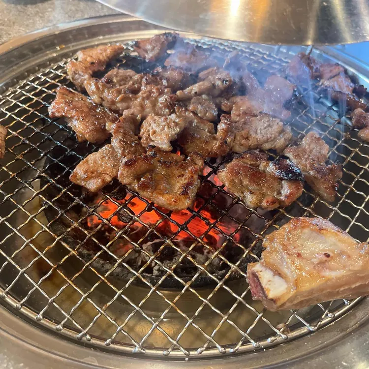 고기굽는남자 대표 사진