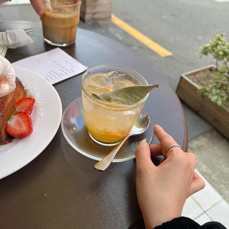 트와엣모아 대표 사진