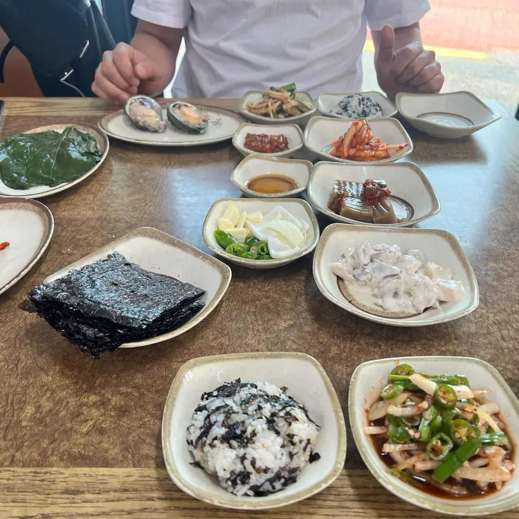 산이물식당 사진 2