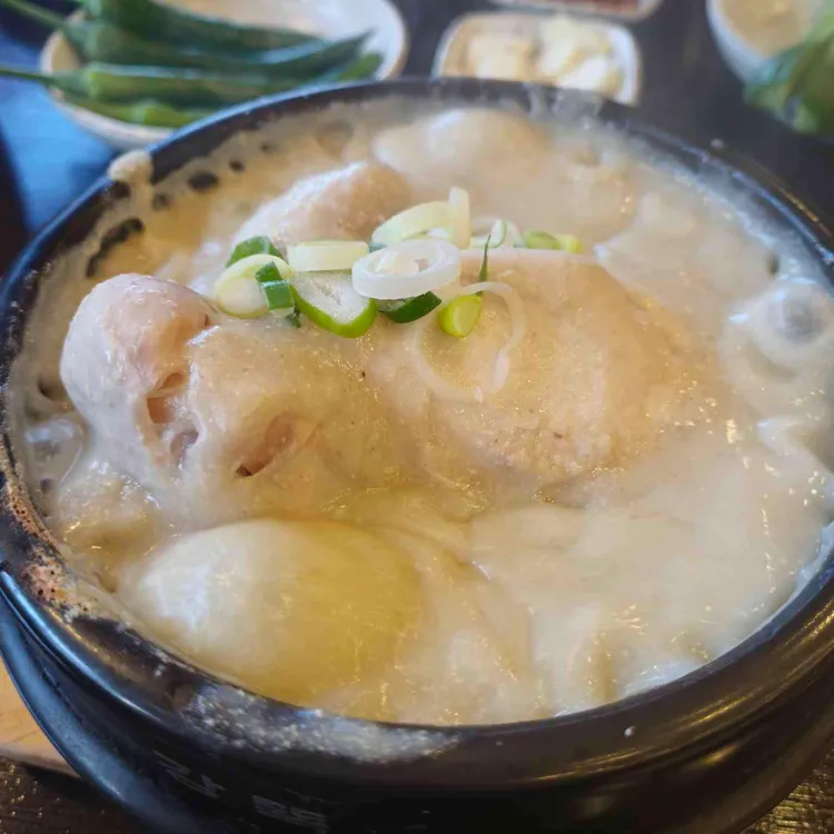 경복궁 들깨삼계탕 대표 사진