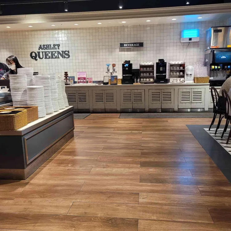 애슐리퀸즈 대표 사진