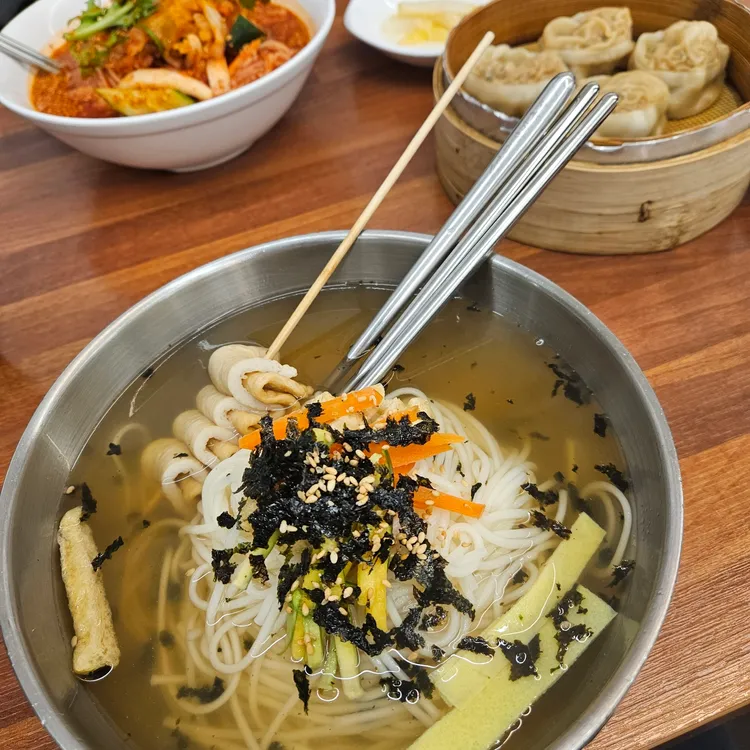 망향비빔국수 대표 사진