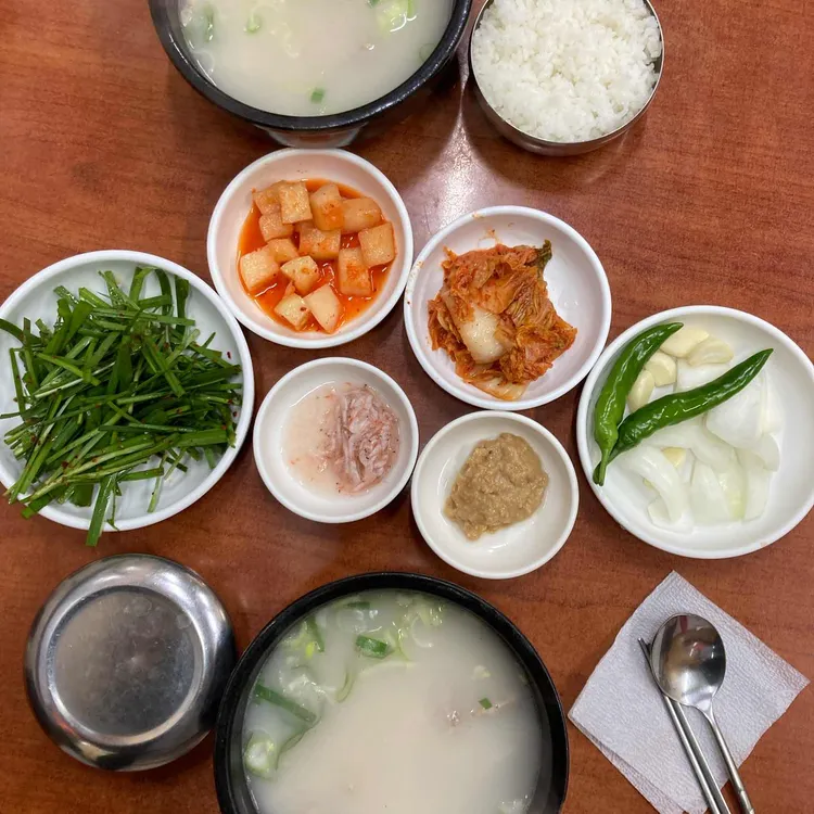 안동돼지국밥 대표 사진