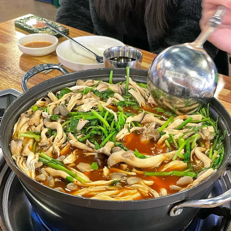 정성담은샤브칼국수 - 율전동 샤브샤브, 칼국수 맛집 | 다이닝코드, 빅데이터 맛집검색