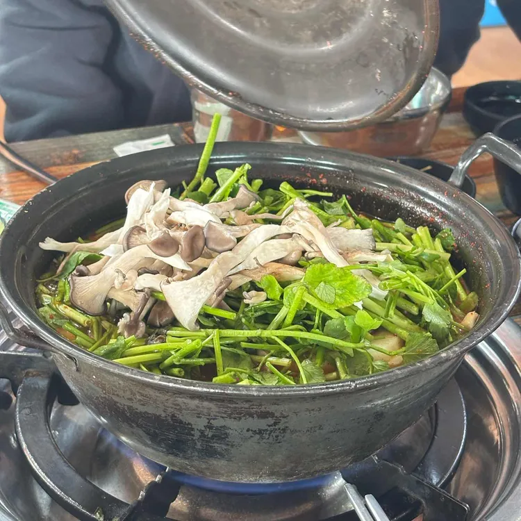 미가버섯매운탕샤브샤브칼국수 대표 사진