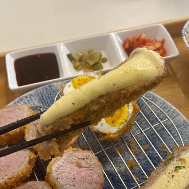 로로카츠 대표 사진