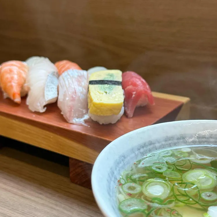 경찰서옆초밥집 대표 사진