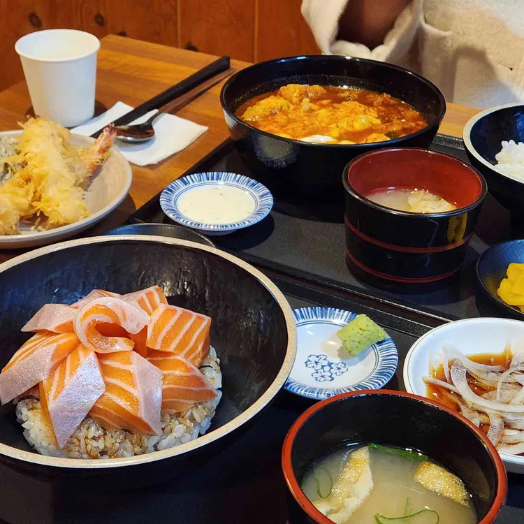 홍대돈부리 대표 사진
