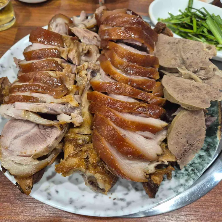 보들이 족발 대표 사진