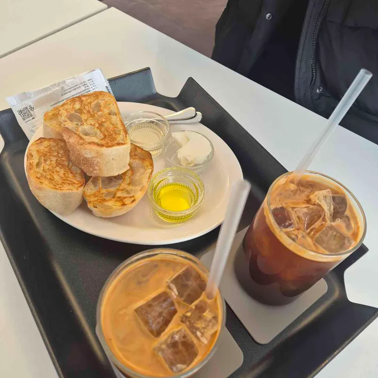 이그나잇 커피 로스터스 대표 사진