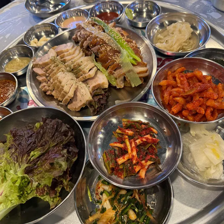 완미족발 대표 사진