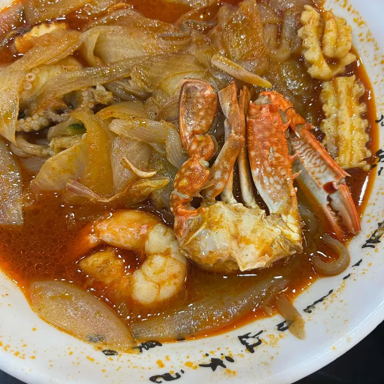 흑백홍 대표 사진
