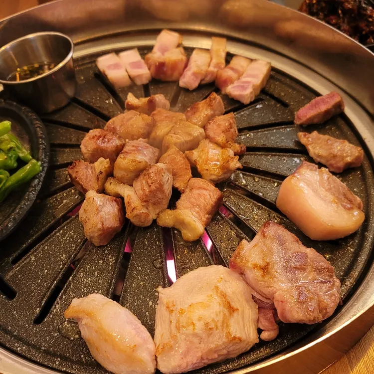 김이정 숯불구이 대표 사진