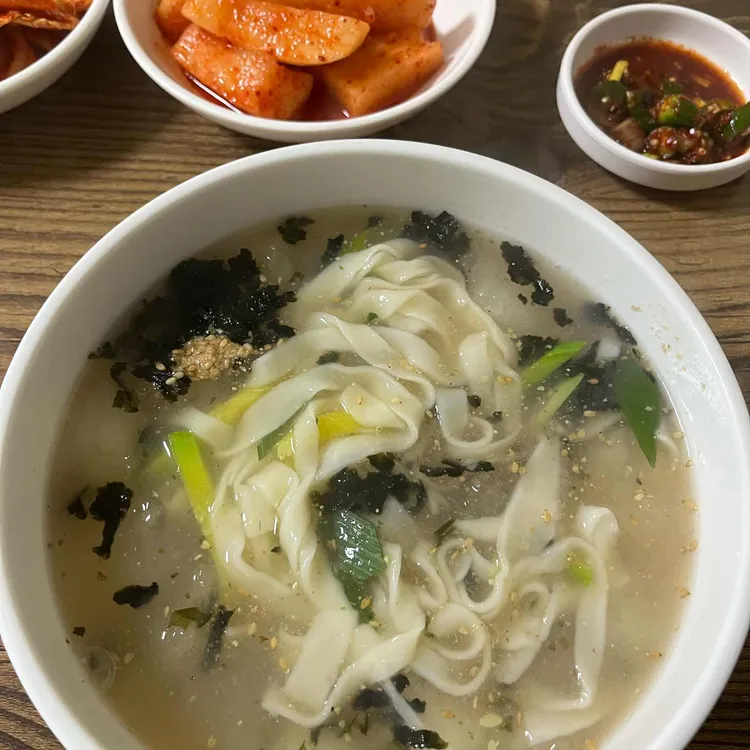 고향의맛 손칼국수 감자옹심이 사진 2