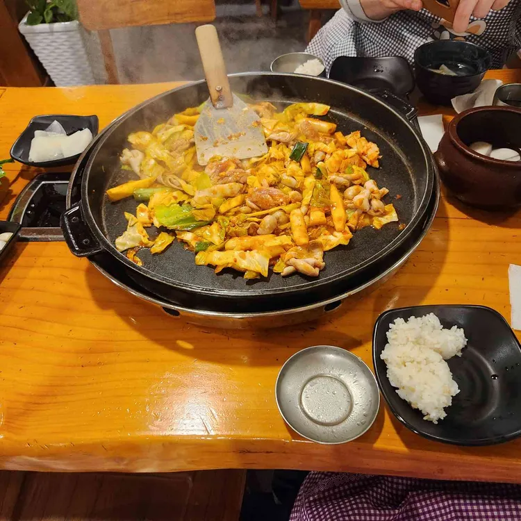 항아리닭갈비막국수 사진 2