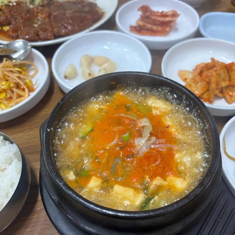 곰만두김밥한식 대표 사진