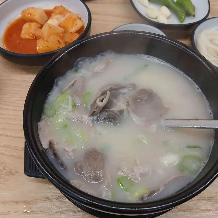 두미촌돼지국밥 대표 사진