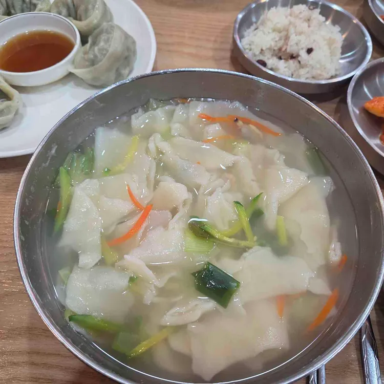들깨나라칼국수 대표 사진