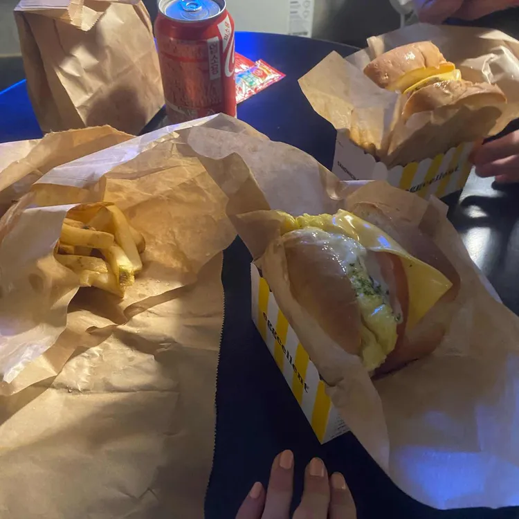 에그셀런트 대표 사진