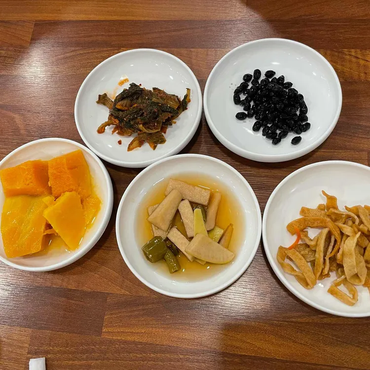 천지연전복해물뚝배기 사진 2