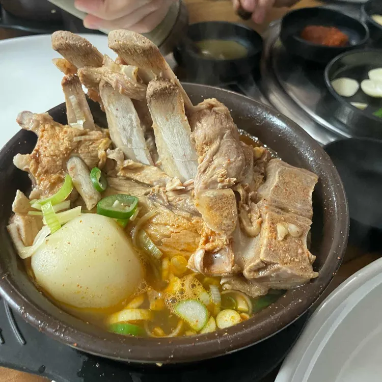 원조감자탕 일미집 대표 사진