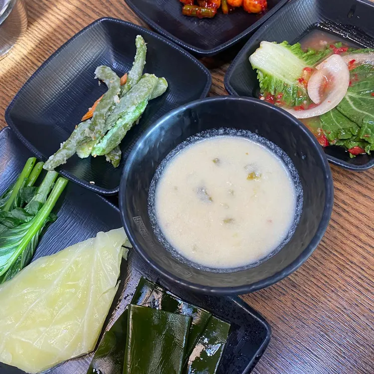 명촌순두부보쌈 대표 사진