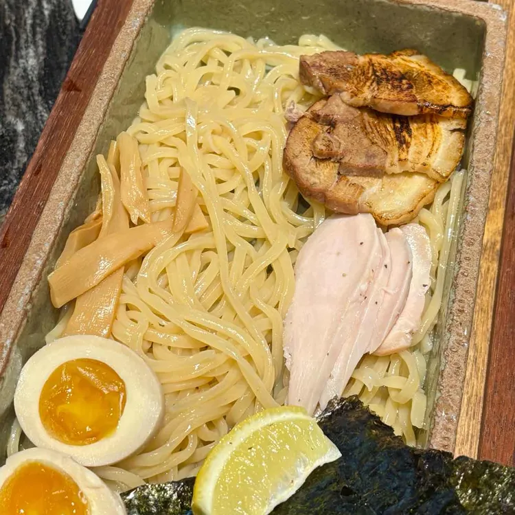 요찌무 대표 사진