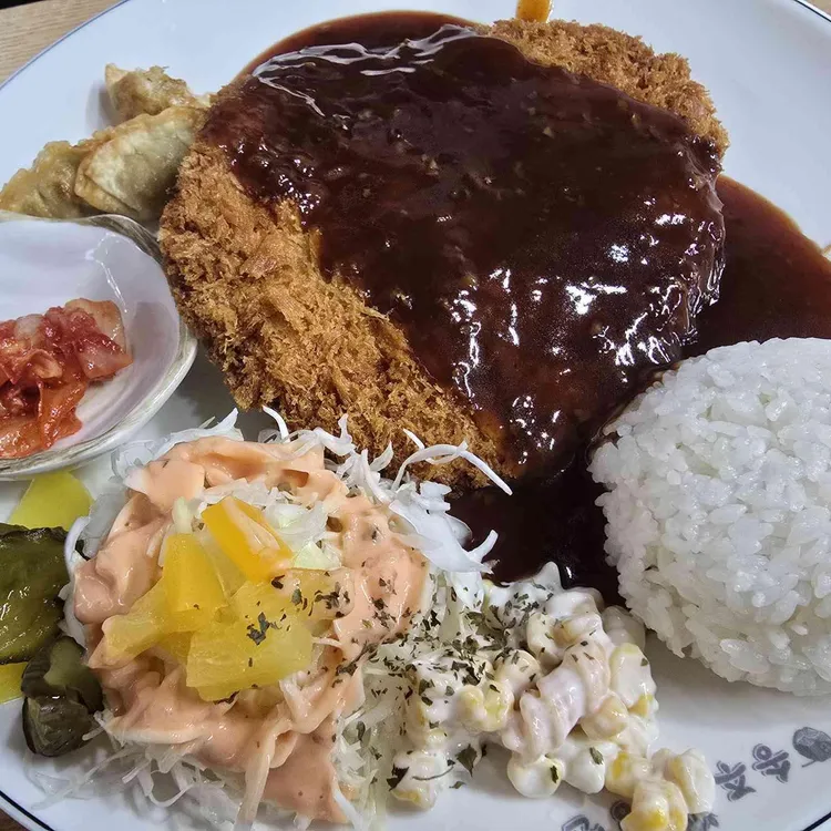 송주불냉면&수제왕돈까스 칼국수 사진 2