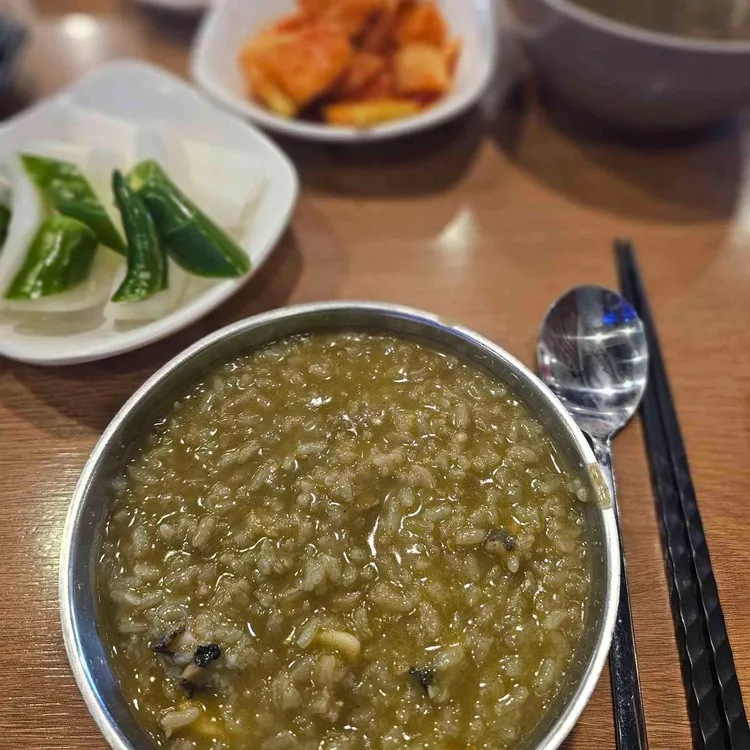 본가딸부자전복죽집 대표 사진