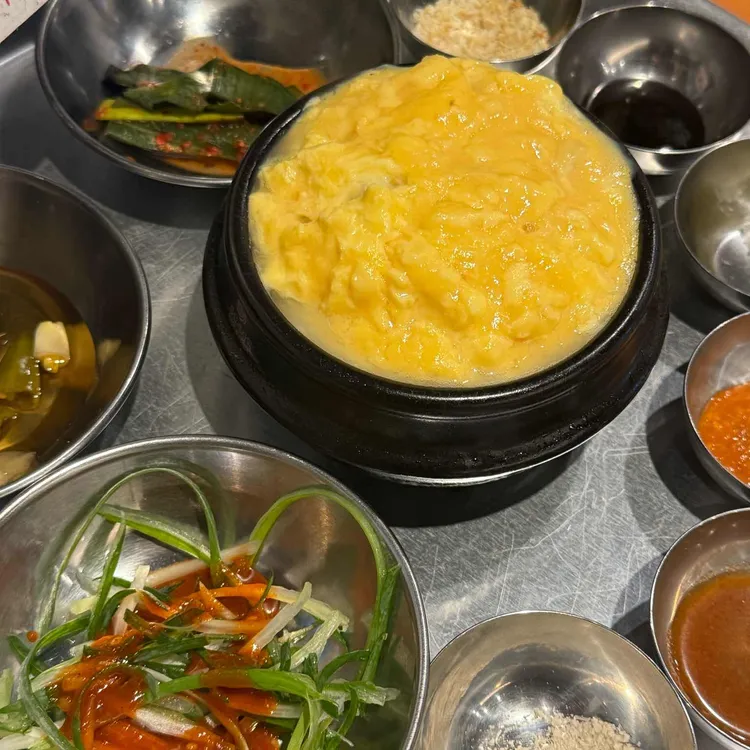 효자동솥뚜껑&보리밥 대표 사진