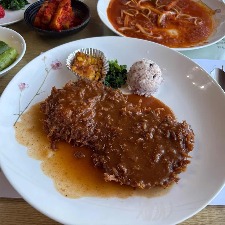 터레스토랑 대표 사진