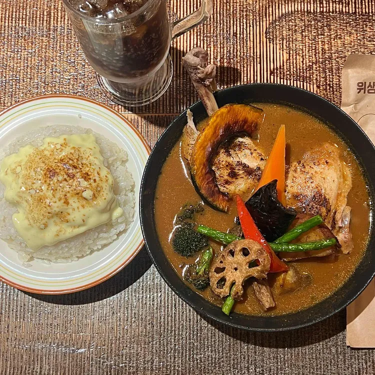 카레시 대표 사진