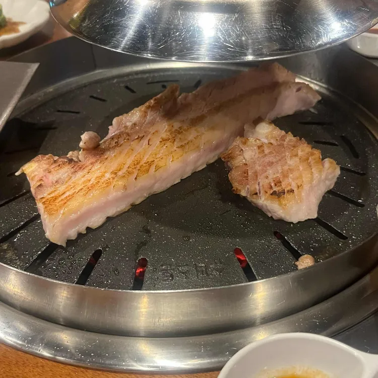 고기굽는남자 대표 사진