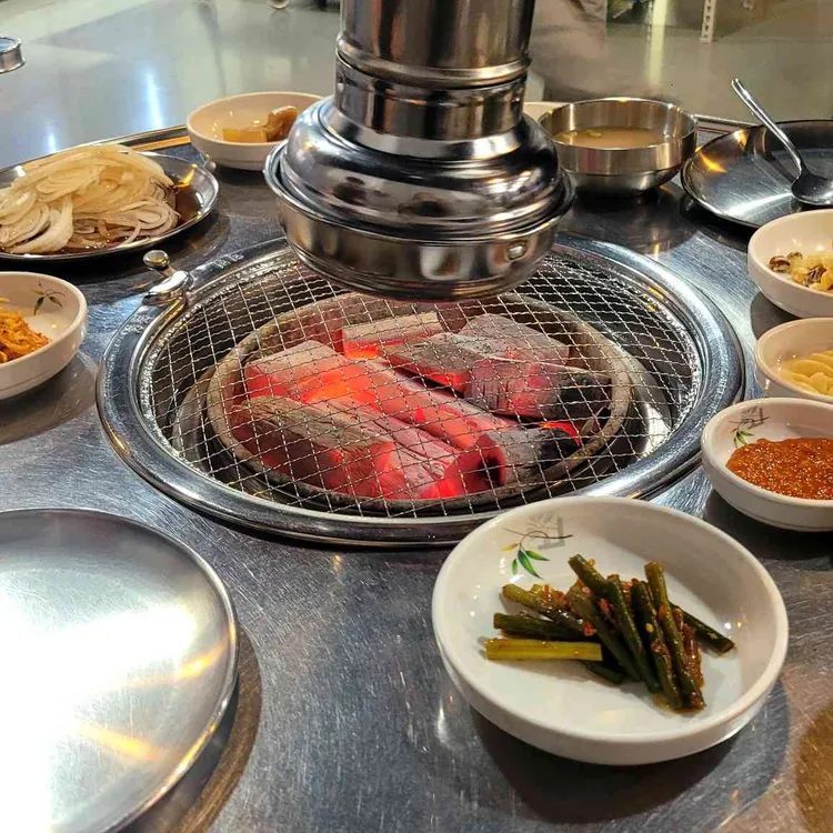 한우애정육식당 대표 사진