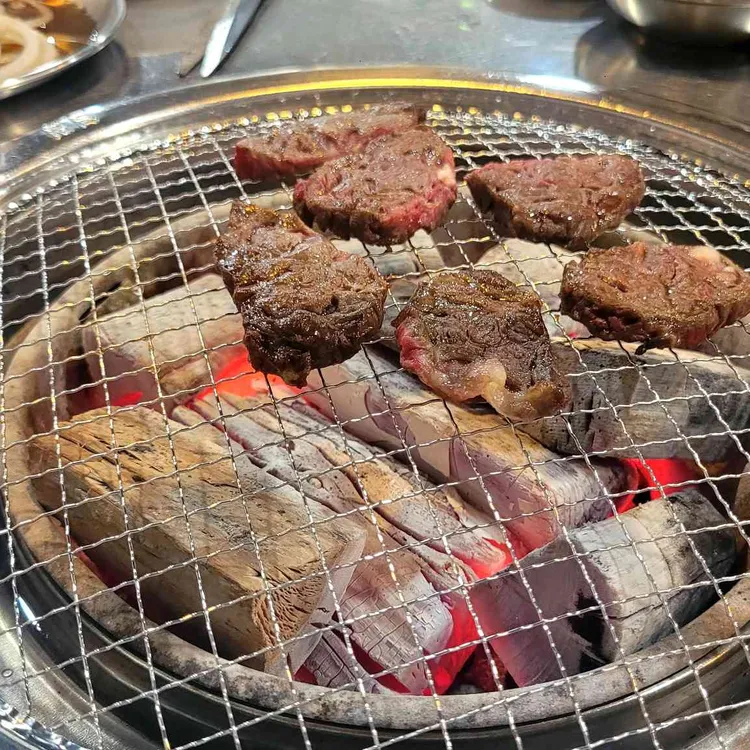 한우애정육식당 대표 사진