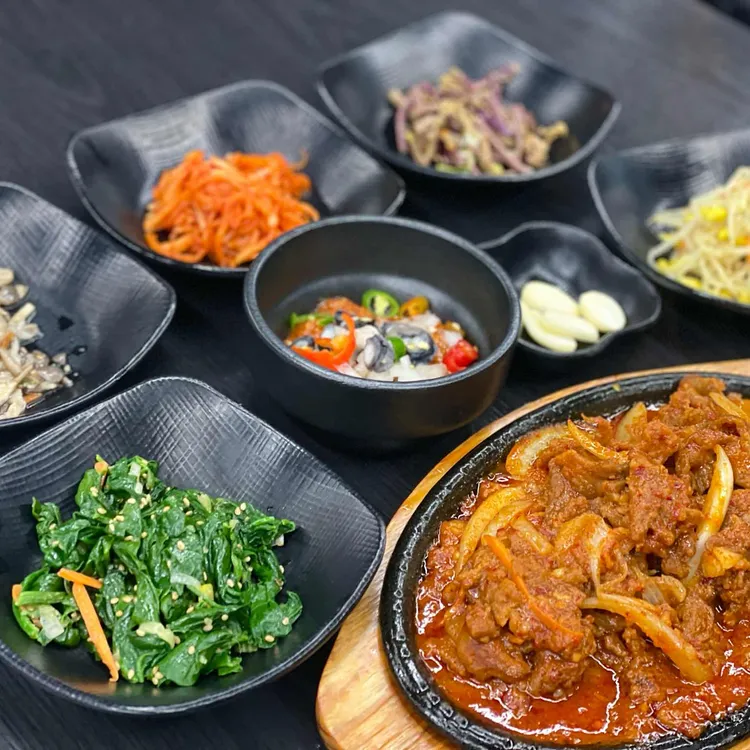 산들애우렁쌈밥 대표 사진