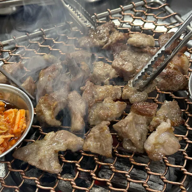 진목살참숯돼지 사진 1