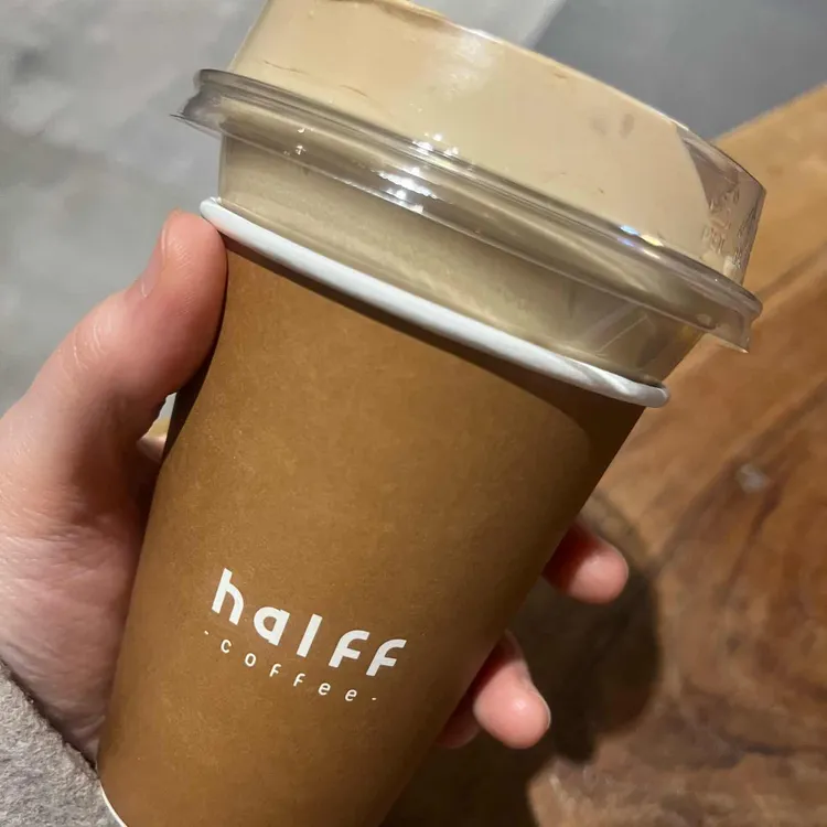 하프커피 사진 2