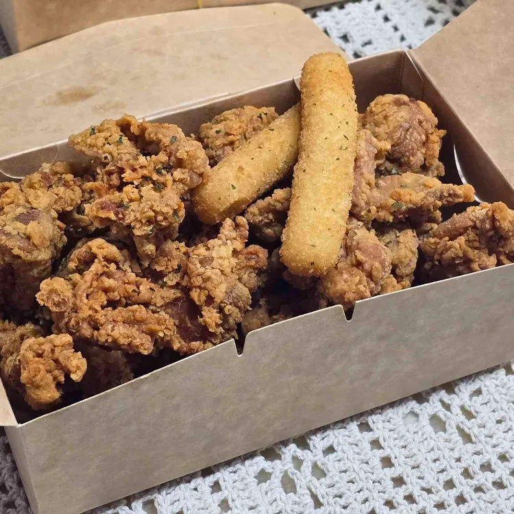 따봉두마리치킨 대표 사진