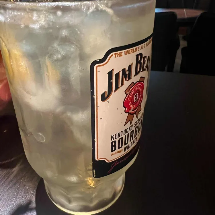 어텐션 대표 사진