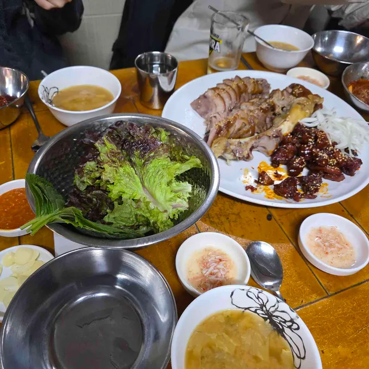 허브족발 대표 사진
