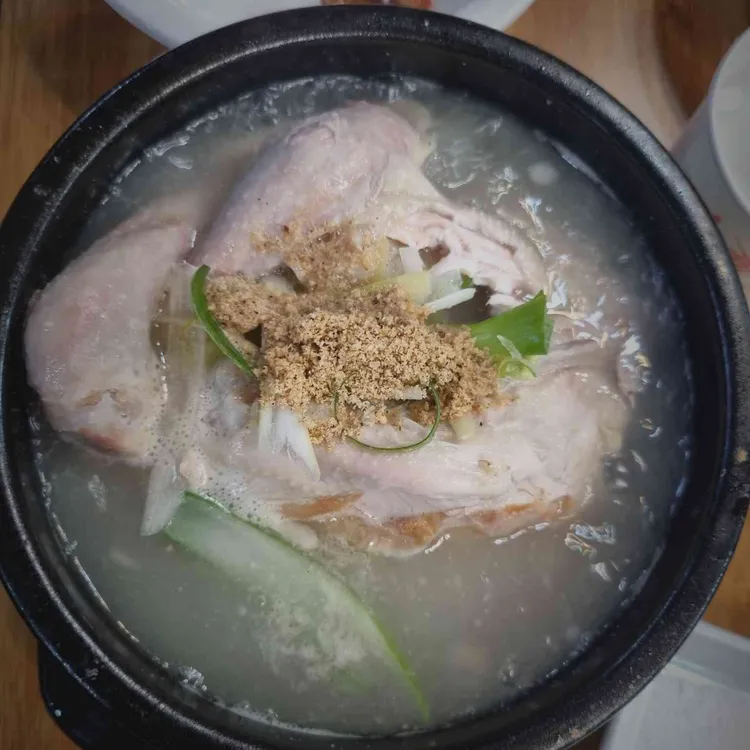 백년지기삼계탕 대표 사진