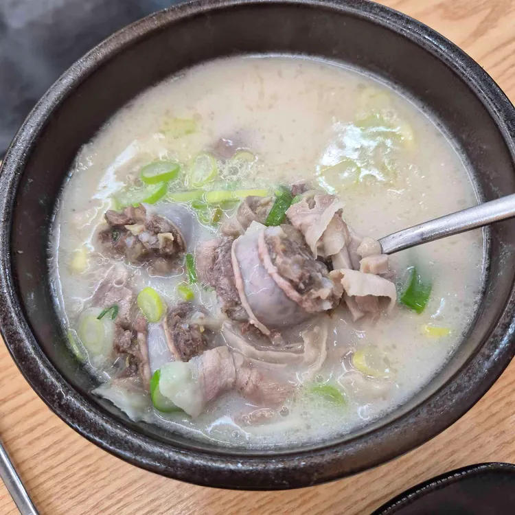 조선돼지국밥 대표 사진
