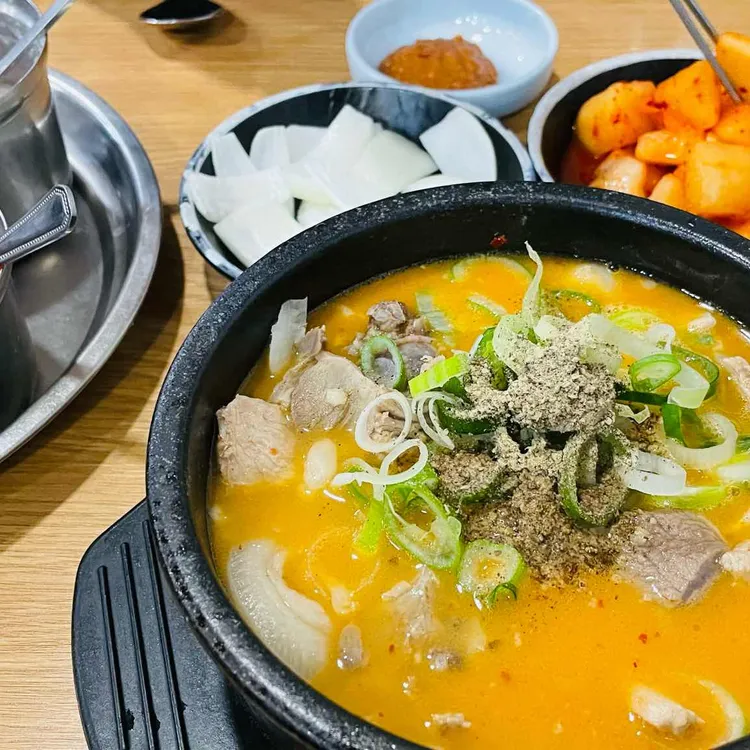 청진동 장터순대국 대표 사진
