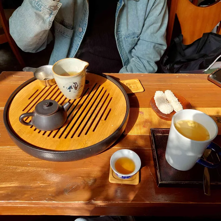 반짝반짝 빛나는 대표 사진